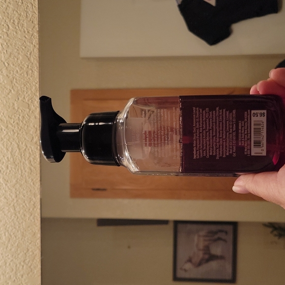 Vampire Blood soap and antibacterial gel - Picture 3 of 3